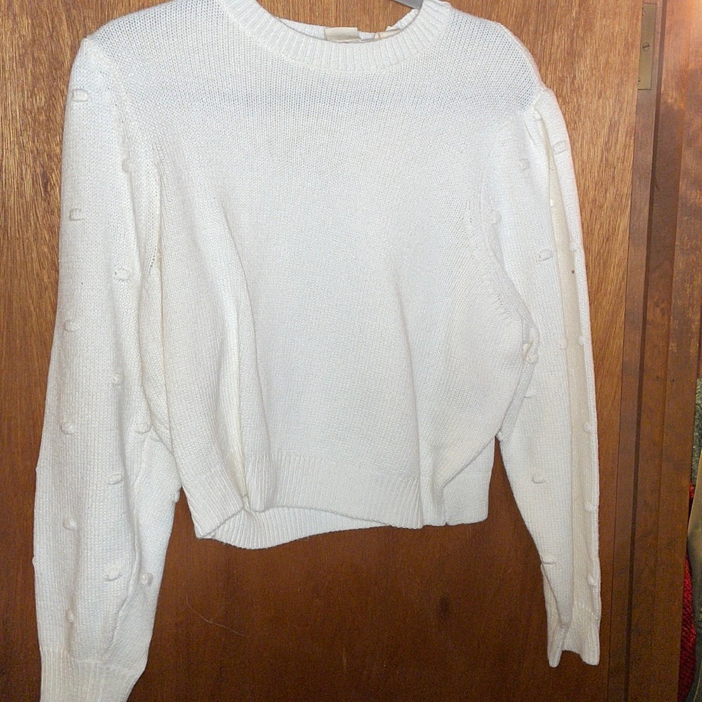 levi women’s white waist length long sleeve crew sweater
